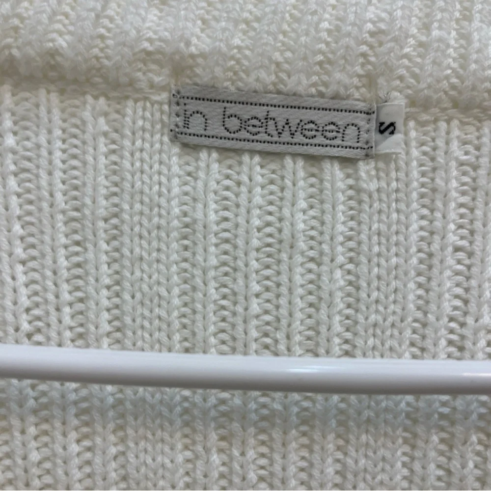 In Between Women White Knit Sweater Size S Oversized‎